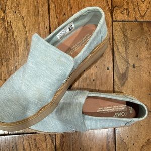 Toms blue denim slip in sneaker